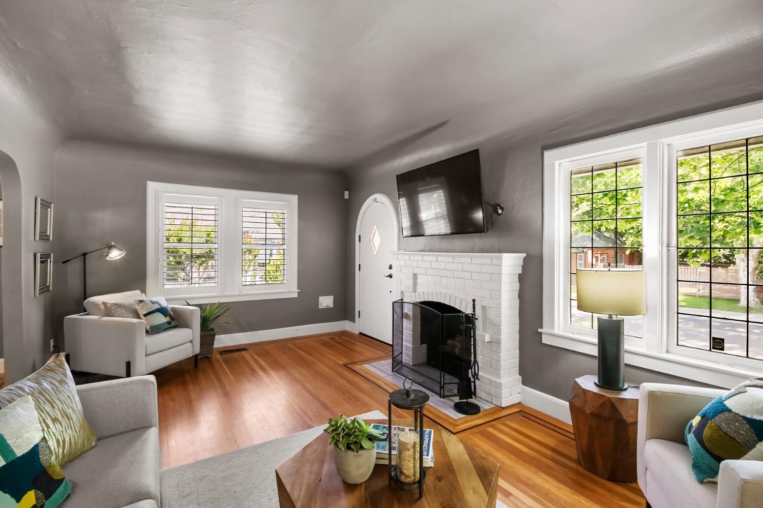 property-img