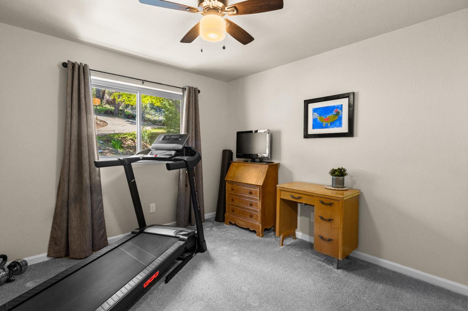 Detail Gallery Image 18 of 44 For 6360 Red Robin Rd, Placerville,  CA 95667 - 4 Beds | 2 Baths