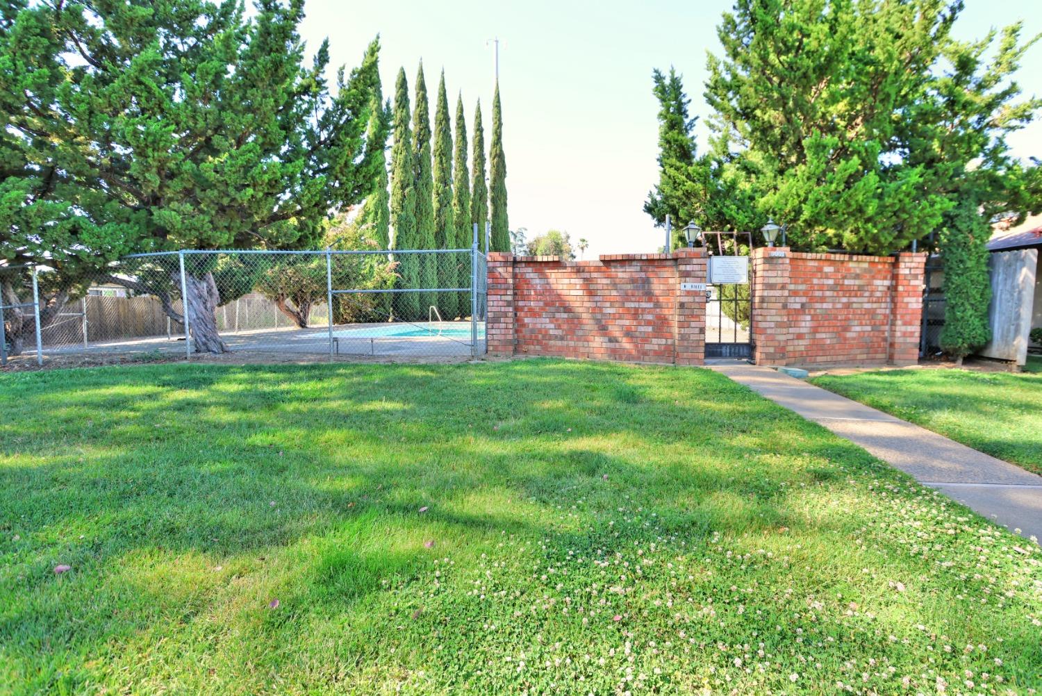 Casals Street, Sacramento, California image 40