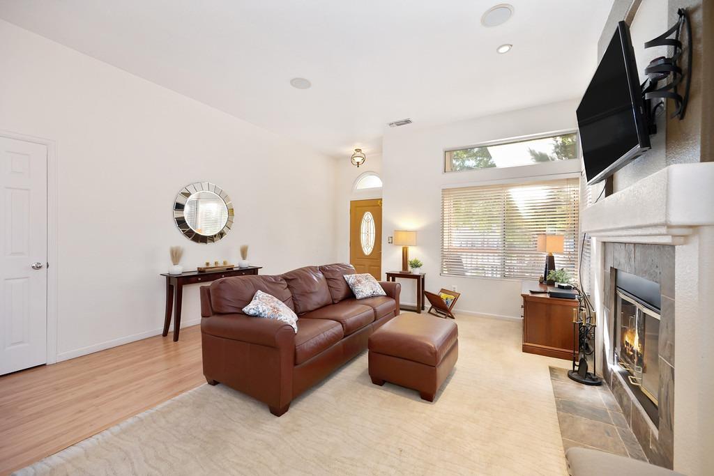 Evergreen Drive, Roseville, California image 11