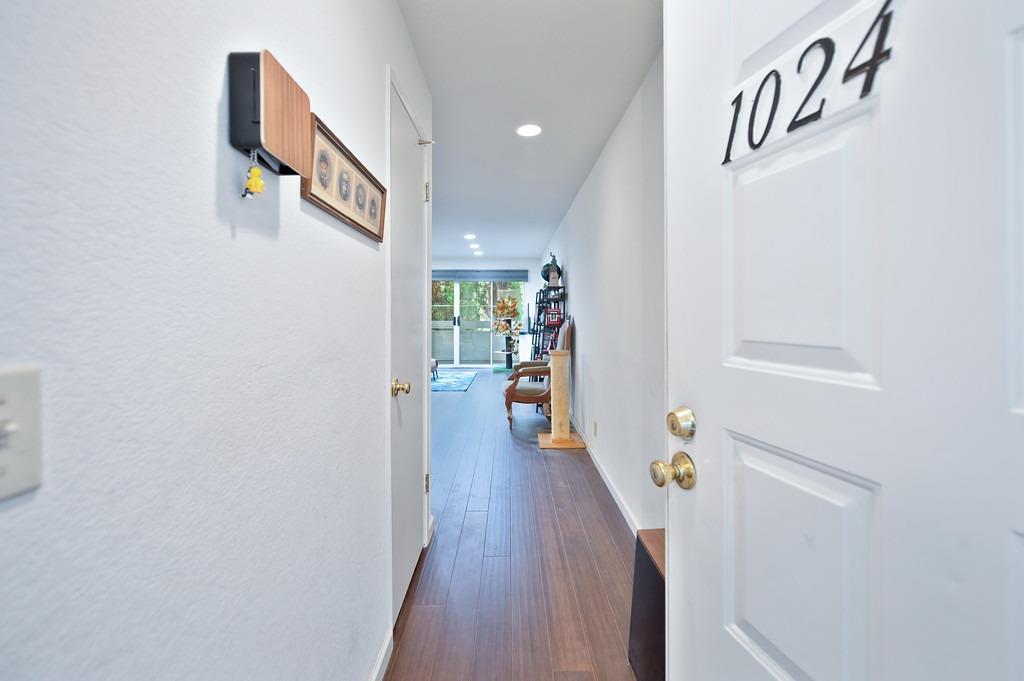 Photo #9: 225054035 Listing: Photo #9