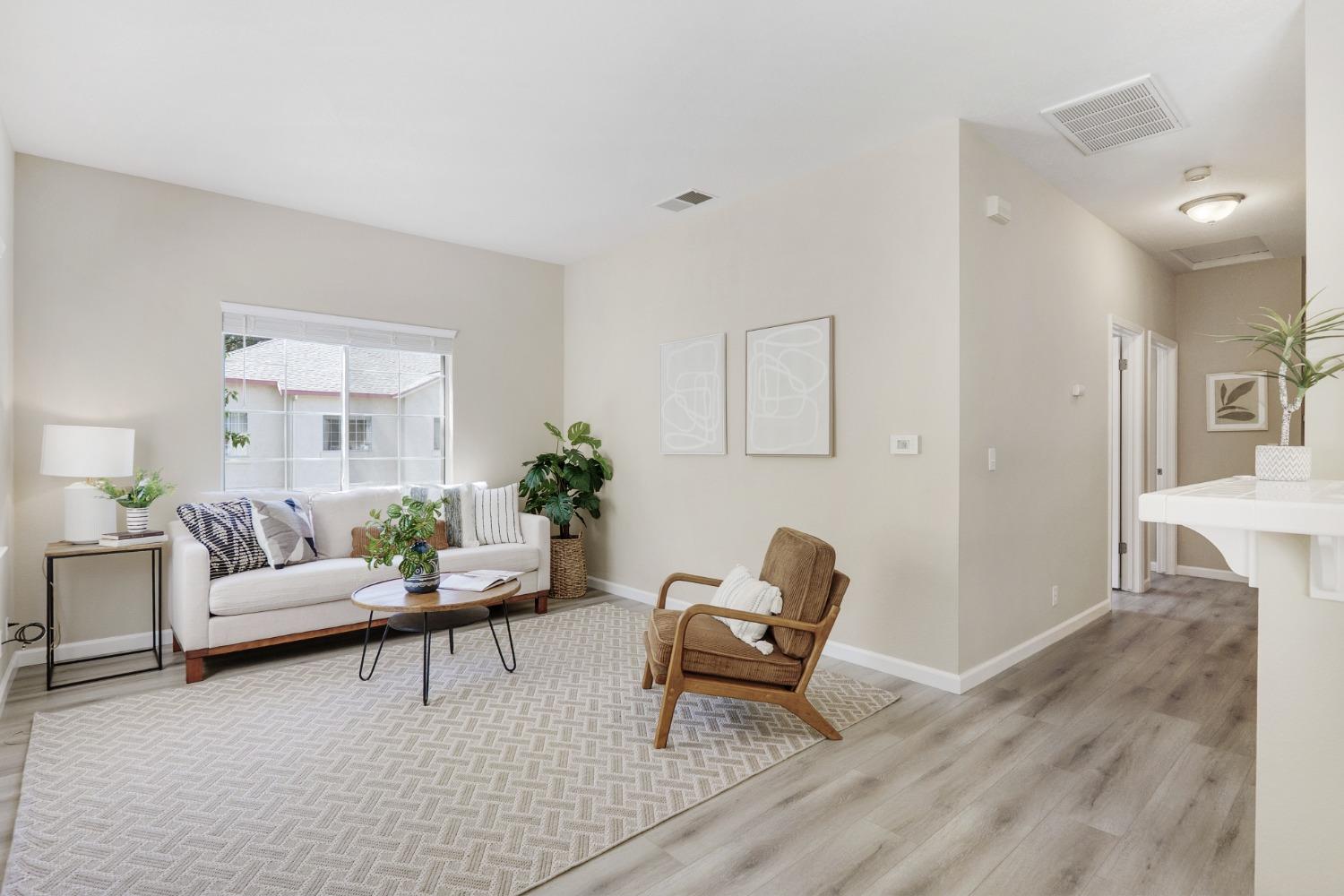 Greene Terrace, Davis, California image 7