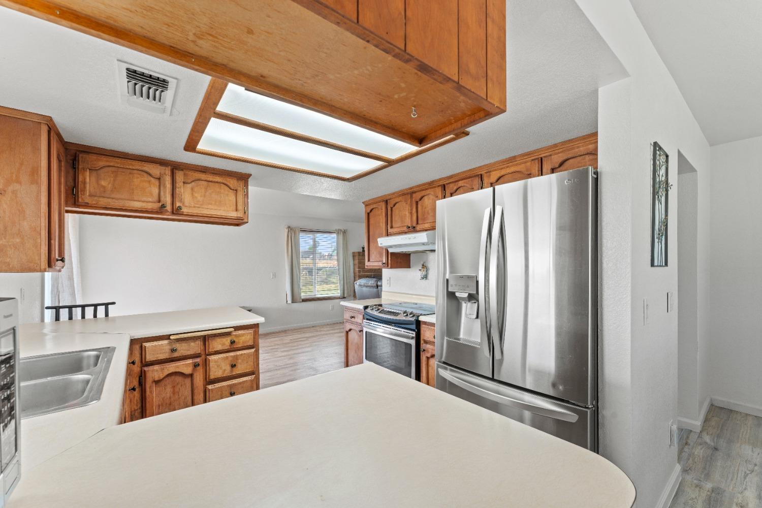 Detail Gallery Image 17 of 51 For 3218 Las Quintas Way, Marysville,  CA 95901 - 5 Beds | 2 Baths