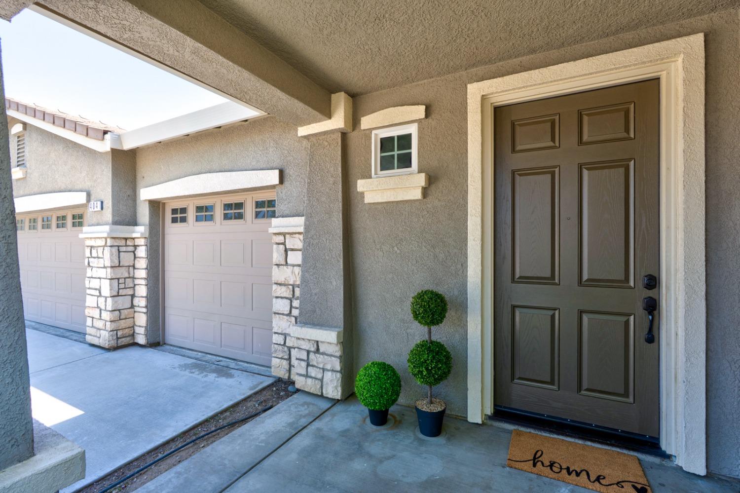 Pisa Street, Los Banos, California image 6