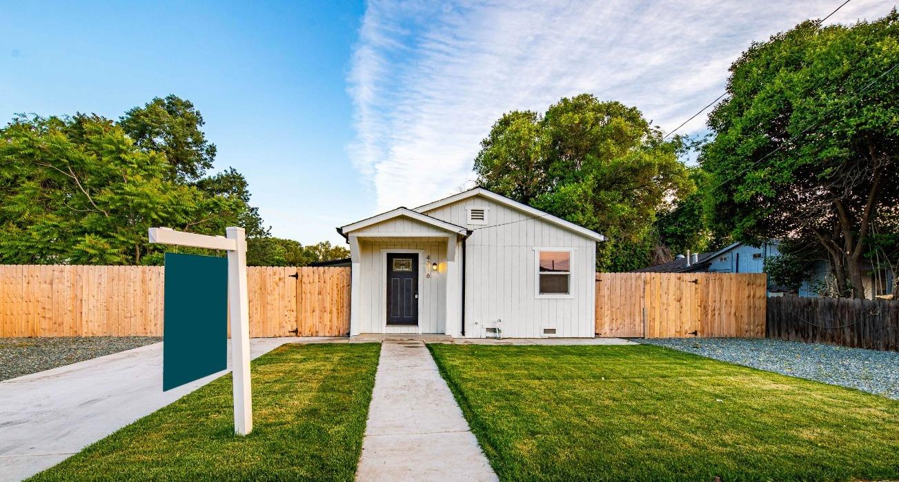 Section Avenue, Stockton, California image 1
