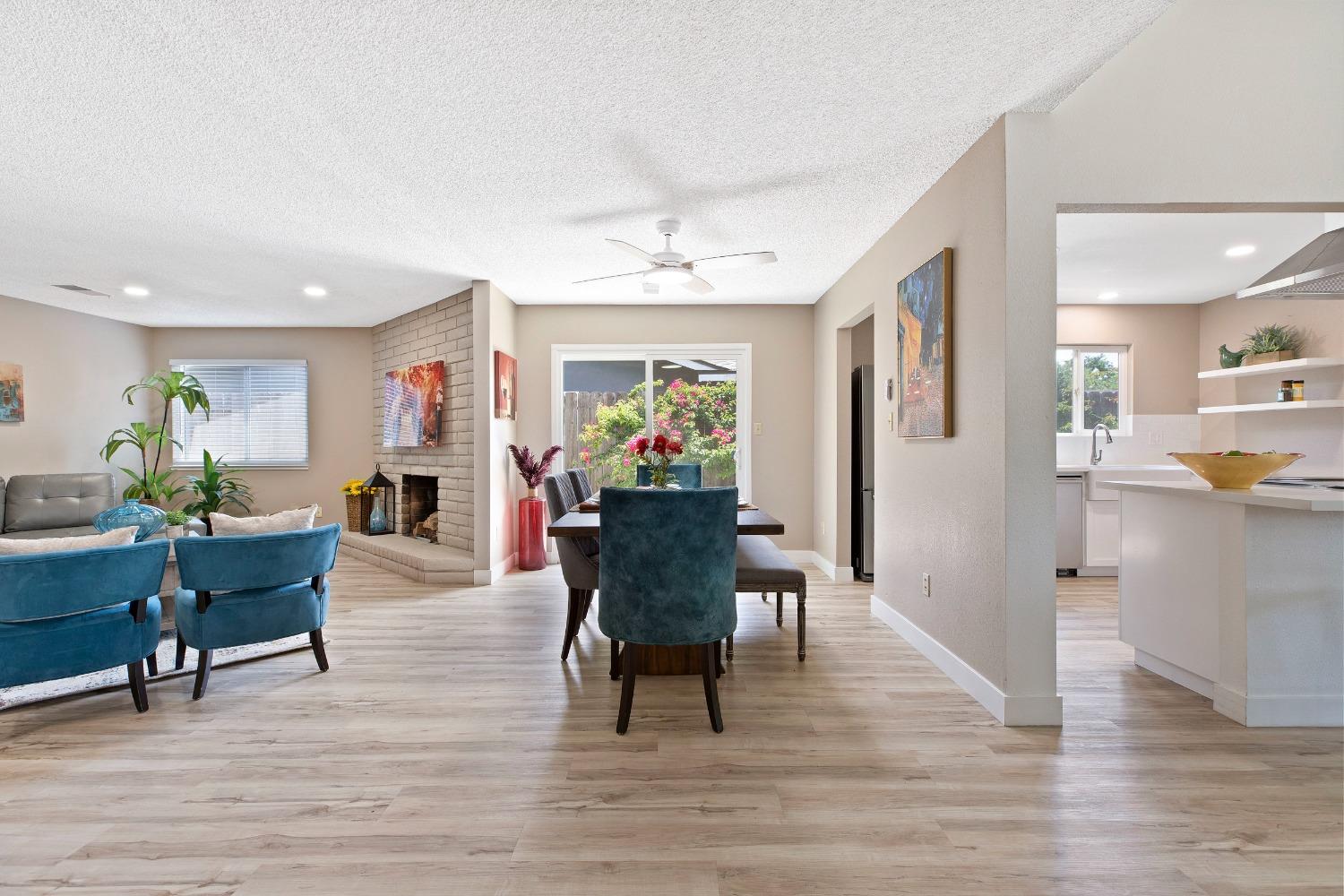 Detail Gallery Image 12 of 38 For 1221 Jill Ln, Modesto,  CA 95355 - 3 Beds | 2 Baths