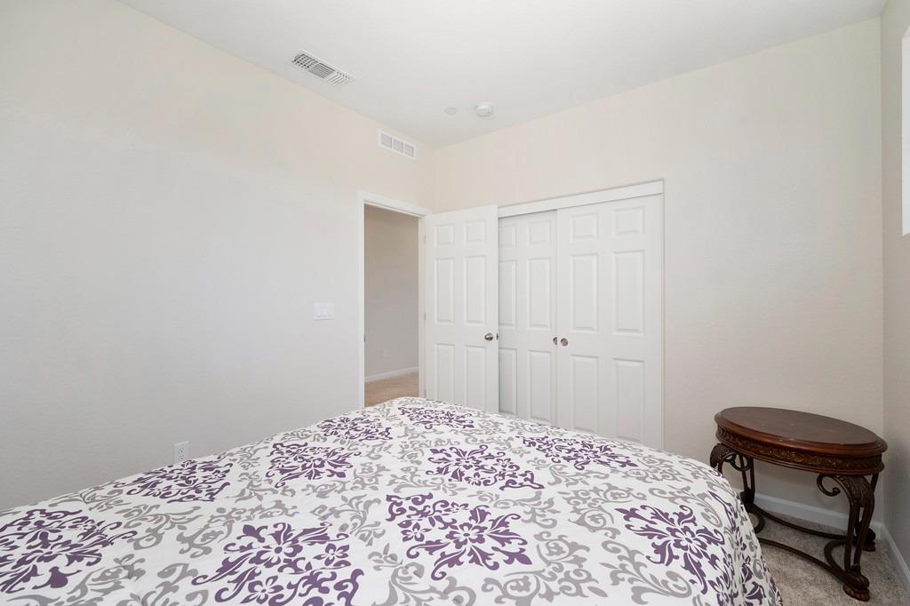 Del Seis Drive, Sacramento, California image 24