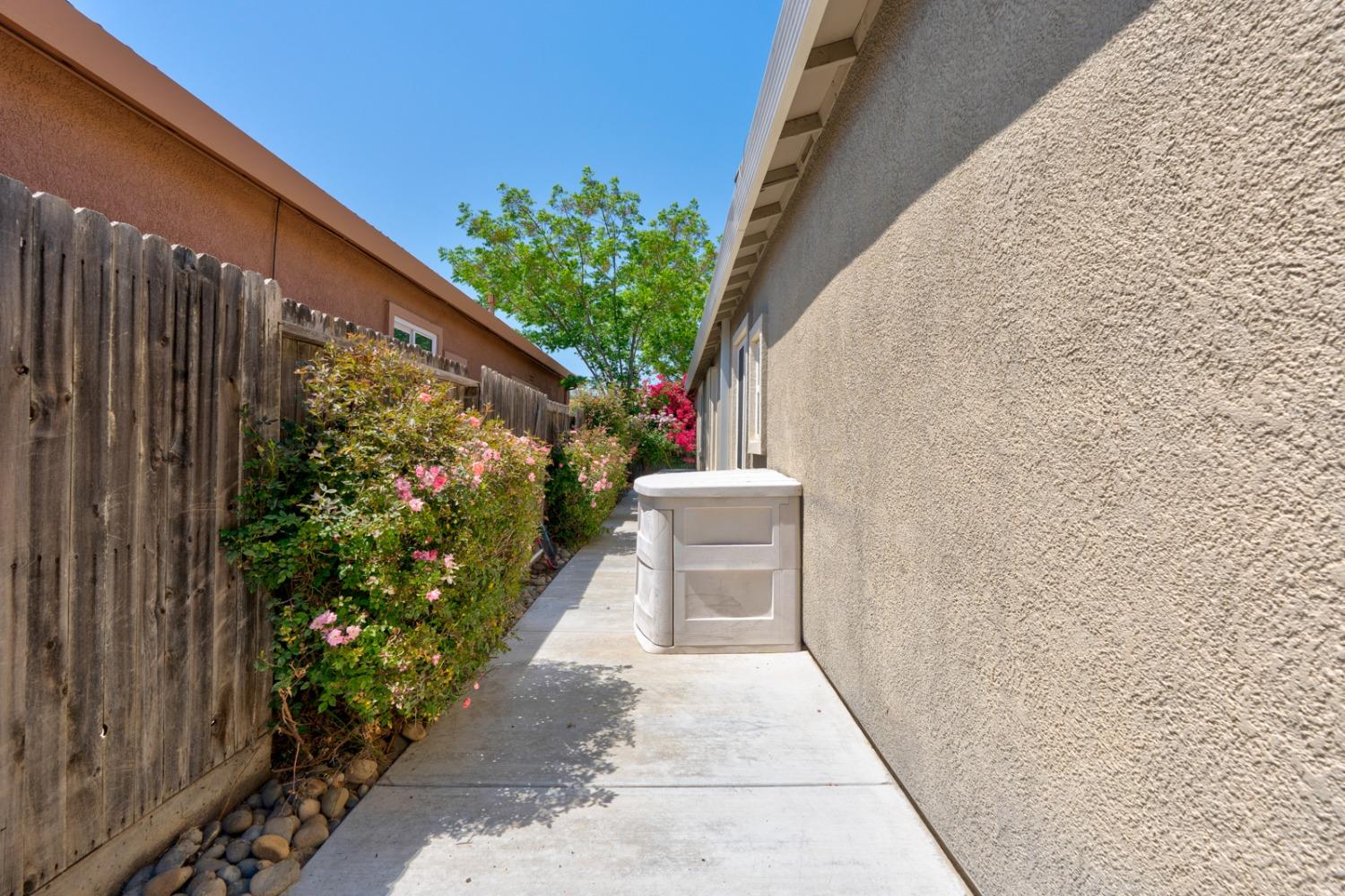 Pisa Street, Los Banos, California image 47