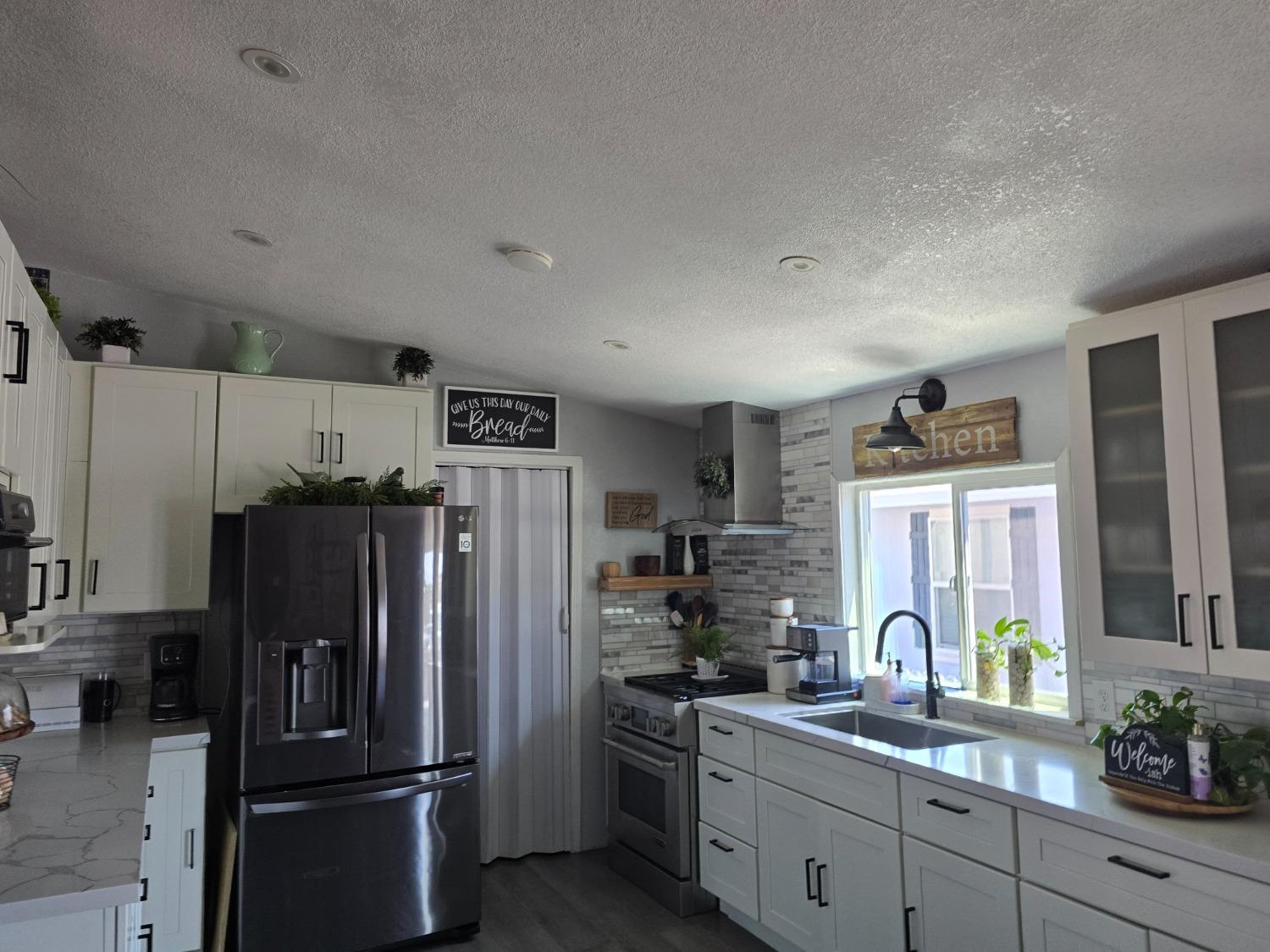 Detail Gallery Image 2 of 27 For 436 N Mercey Springs Rd 109, Los Banos,  CA 93635 - 3 Beds | 2 Baths