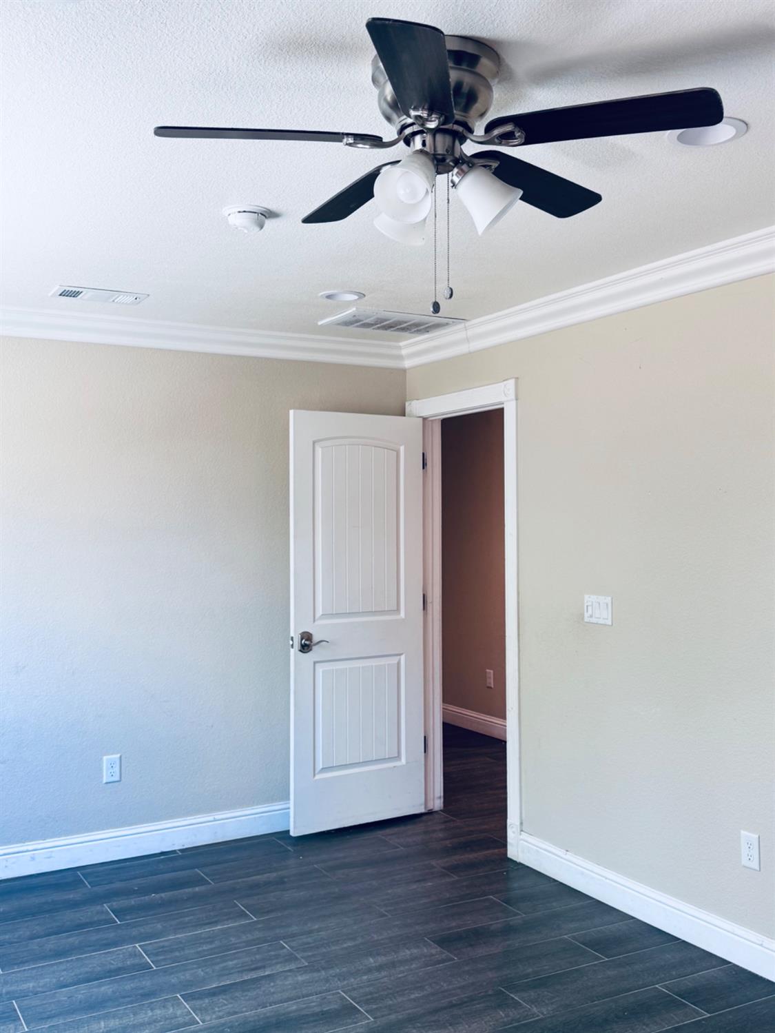 Detail Gallery Image 23 of 25 For 172 N Patton Ave, Stockton,  CA 95215 - 3 Beds | 2 Baths