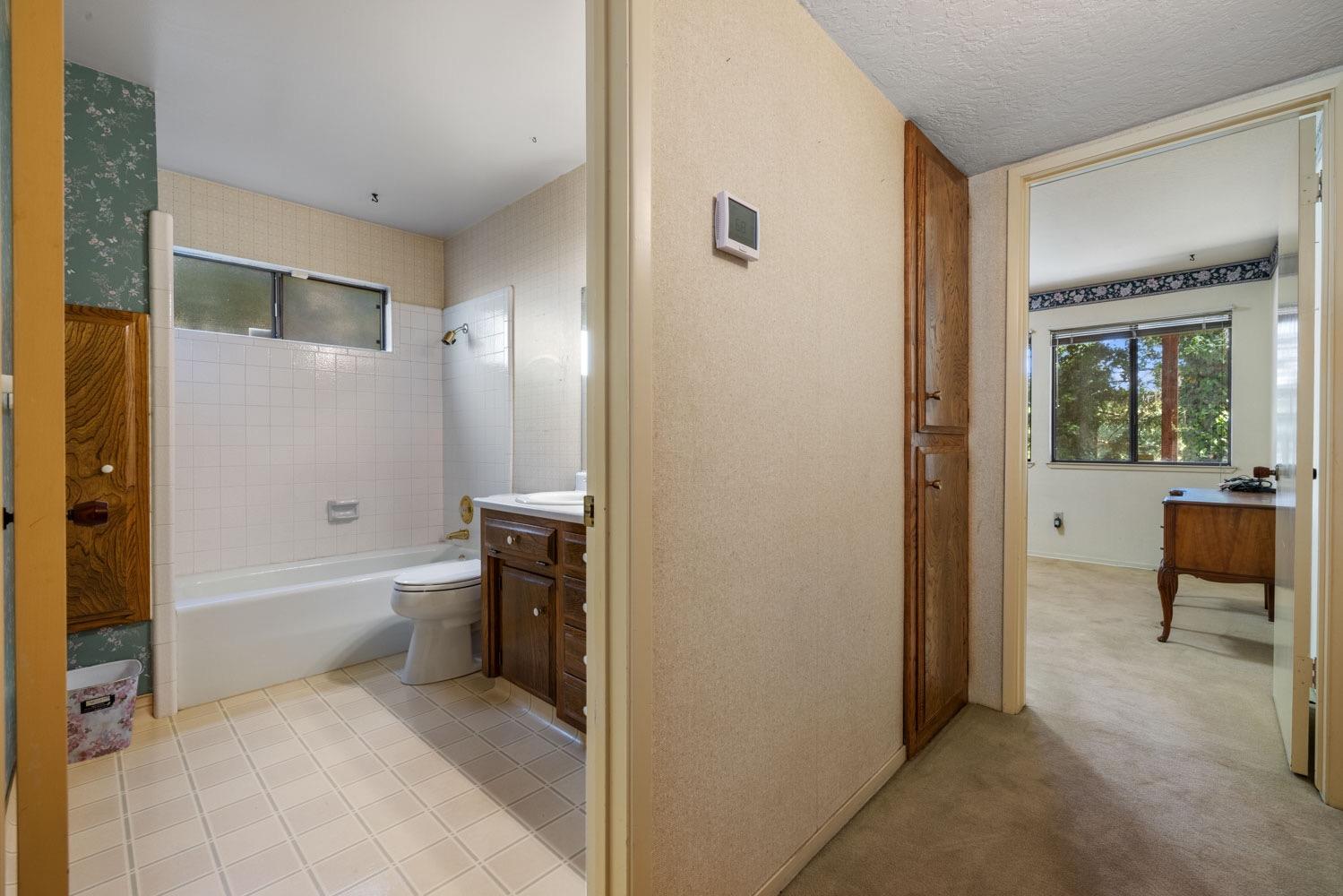 Edgebrook Drive, Modesto, California image 15