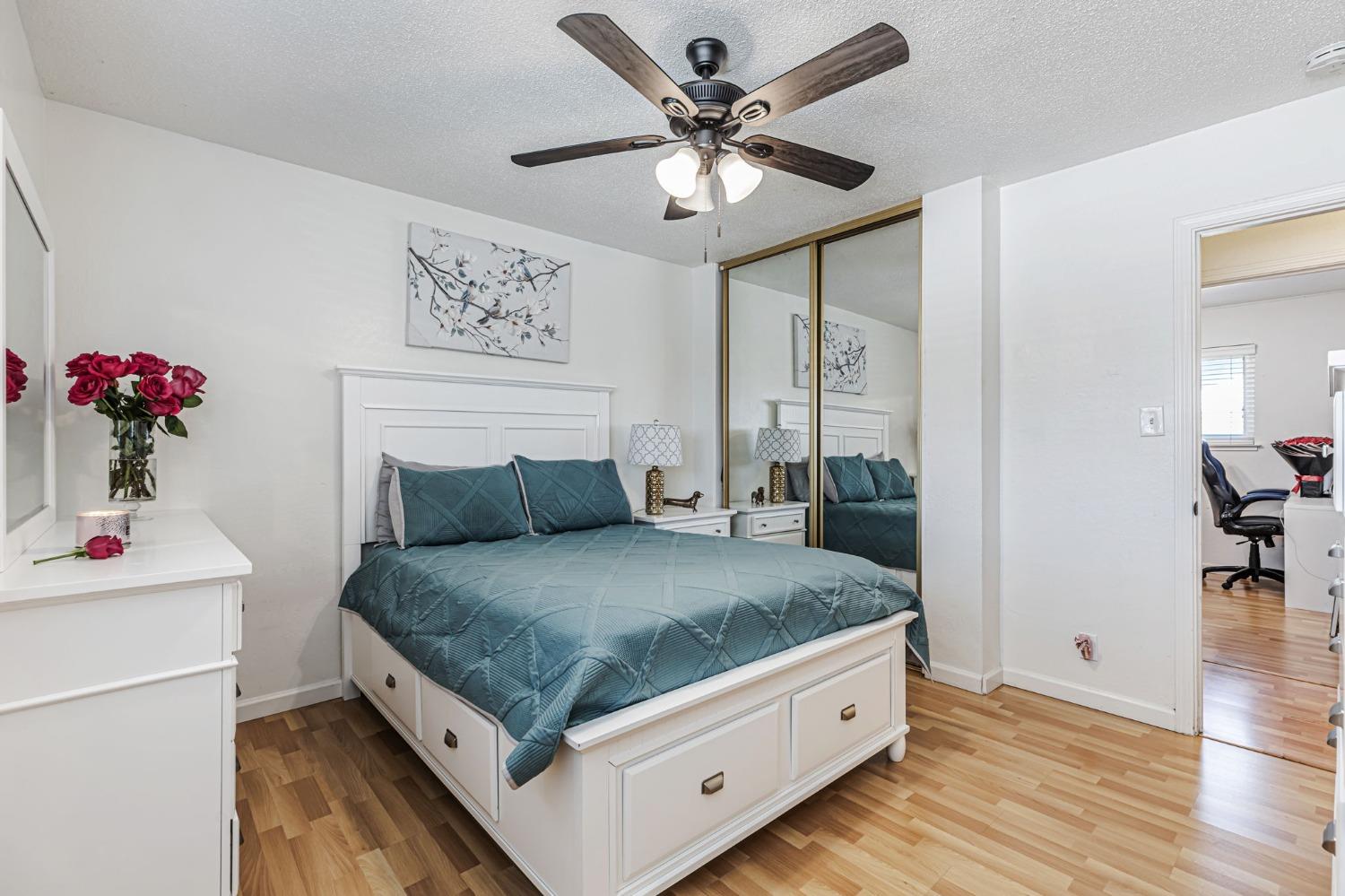 Detail Gallery Image 13 of 25 For 6629 Doreen Way, Sacramento,  CA 95823 - 3 Beds | 2 Baths