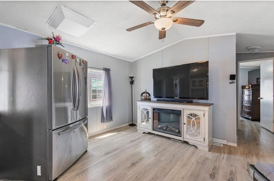Detail Gallery Image 7 of 22 For 92 Lyle Way, Davis,  CA 95618 - 2 Beds | 2 Baths