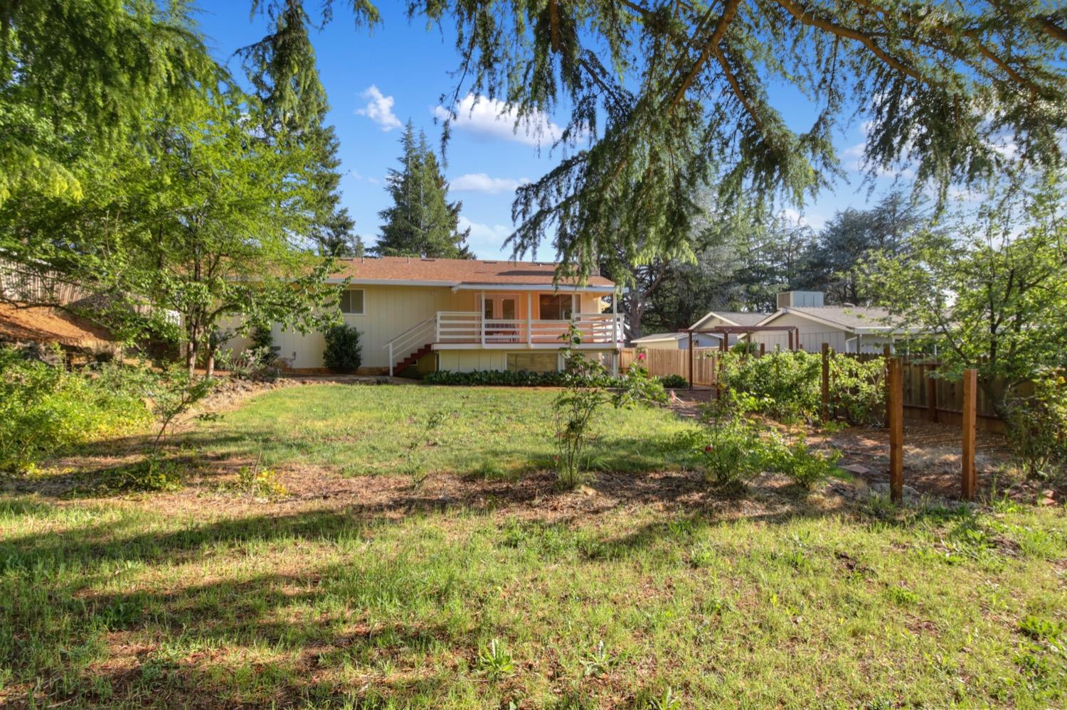 Camino Heights Drive, Camino, California image 38