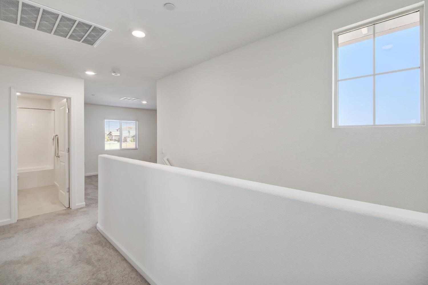 Detail Gallery Image 17 of 48 For 12759 Scholarly Way, Rancho Cordova,  CA 95742 - 4 Beds | 3 Baths