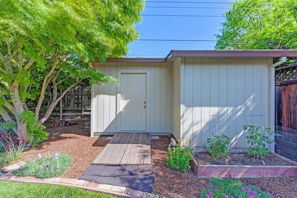Detail Gallery Image 65 of 67 For 3413 Chenu Ave, Sacramento,  CA 95821 - 3 Beds | 2 Baths