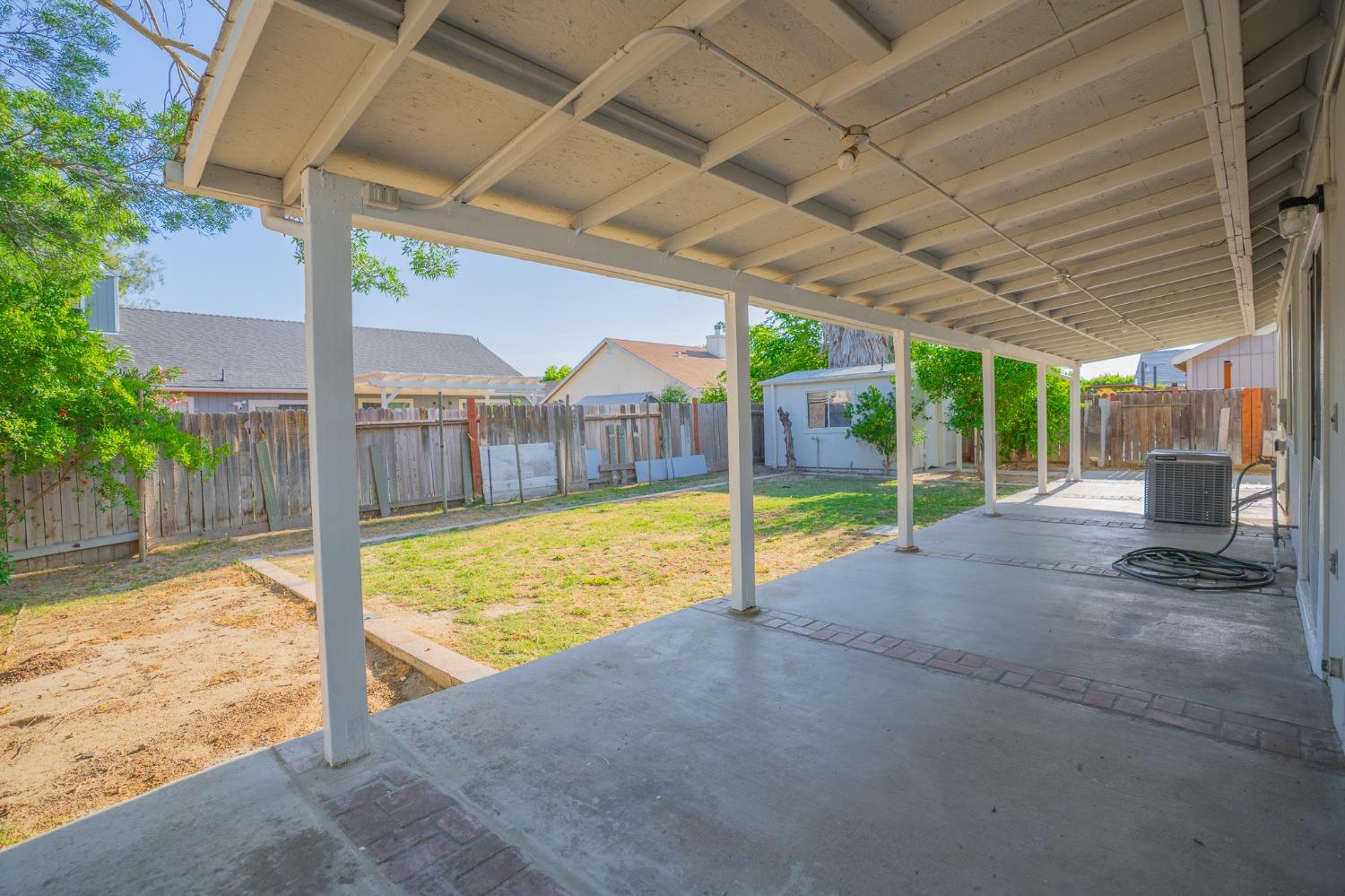 Detail Gallery Image 47 of 60 For 2267 Imperial Dr, Los Banos,  CA 93635 - 3 Beds | 2 Baths