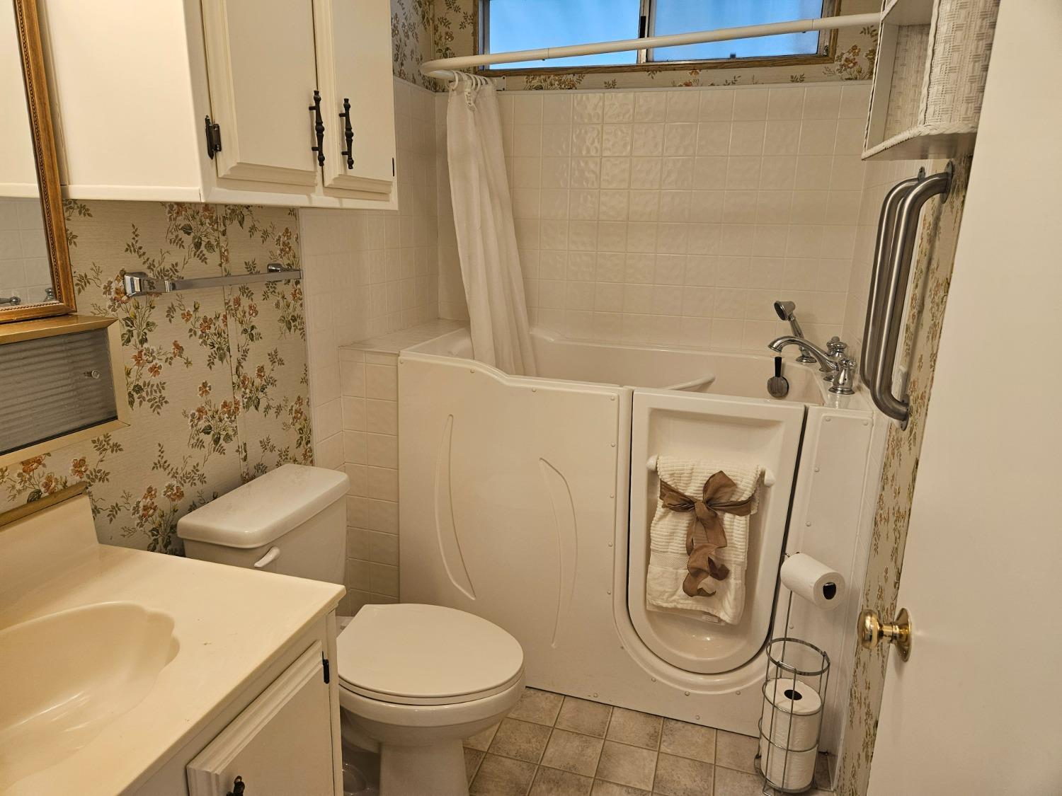 Detail Gallery Image 23 of 31 For 1608 Spruce Ct, Auburn,  CA 95603 - 2 Beds | 2 Baths