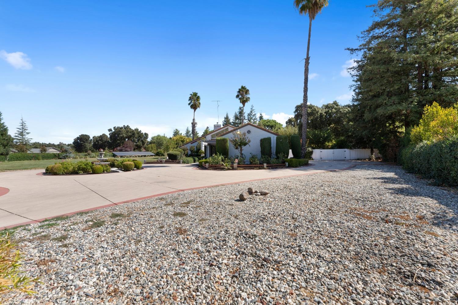 Capewood Lane, Stockton, California image 43