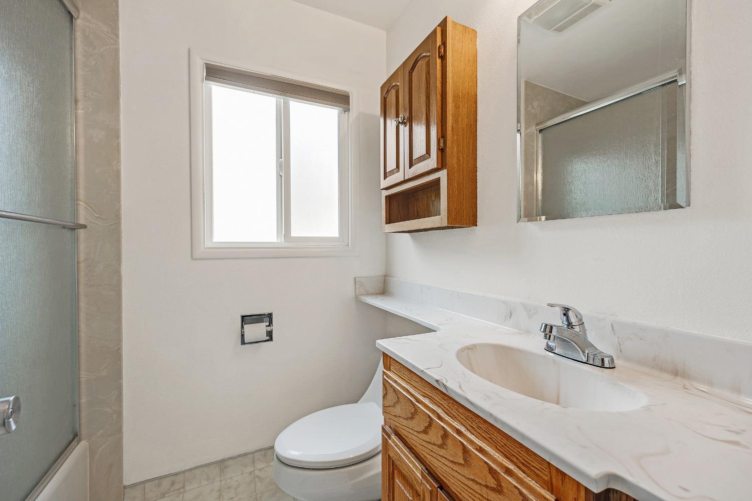 Detail Gallery Image 18 of 43 For 4436 Stanford Ave, Castro Valley,  CA 94546 - 3 Beds | 1 Baths