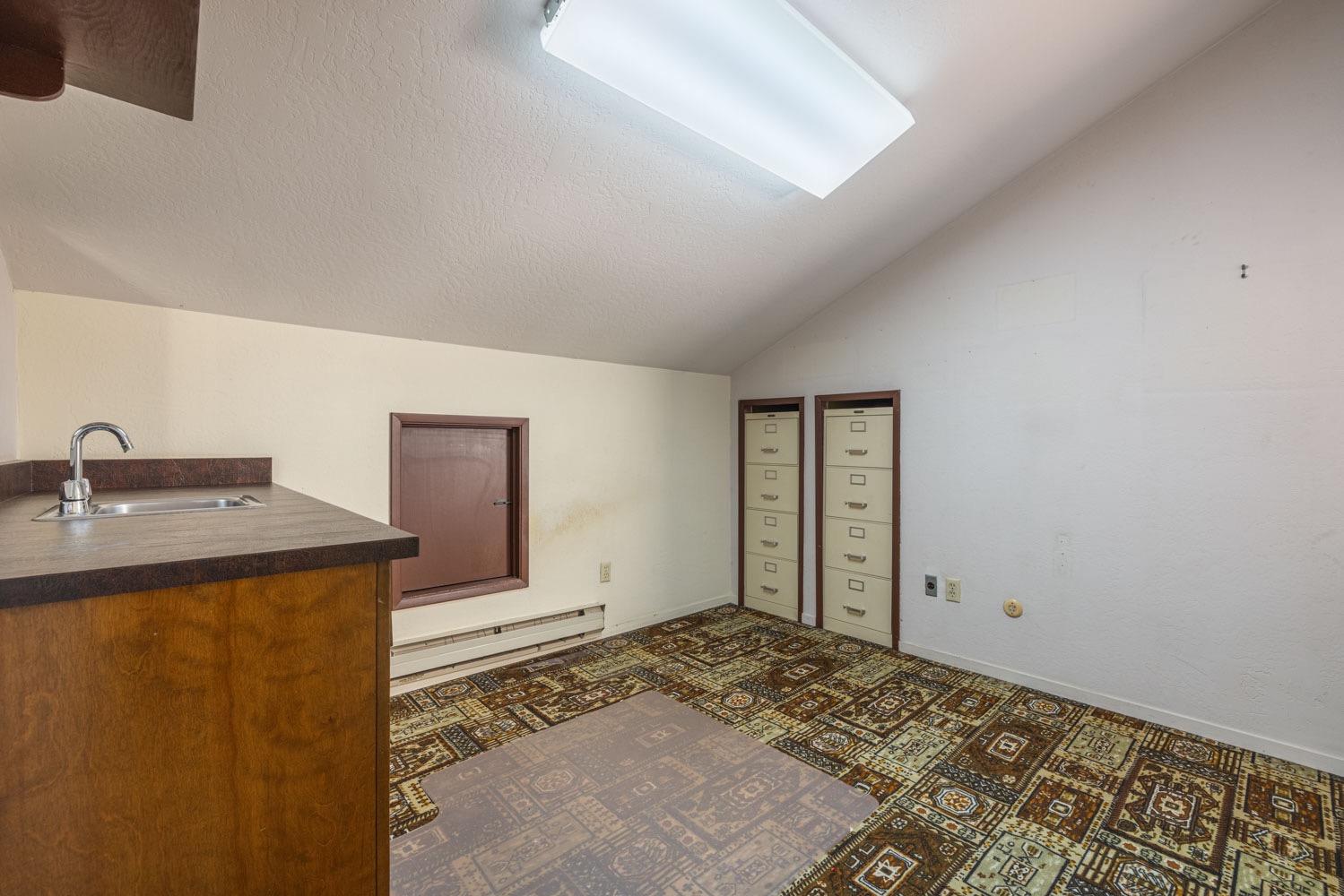 Edgebrook Drive, Modesto, California image 31