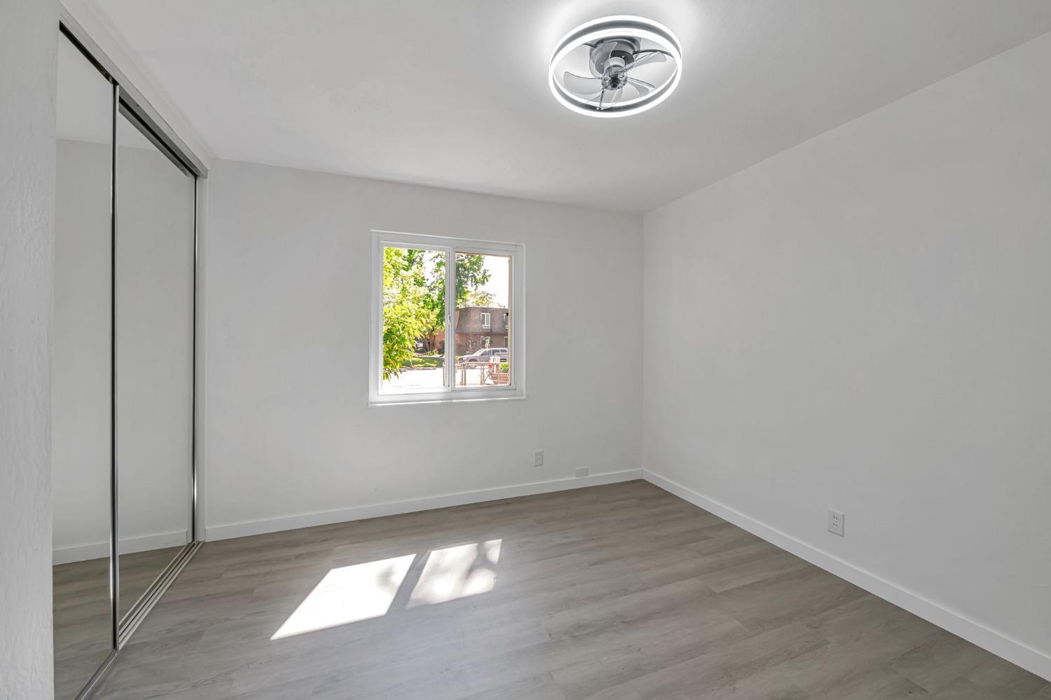 Laurelhurst Drive, Rancho Cordova, California image 18