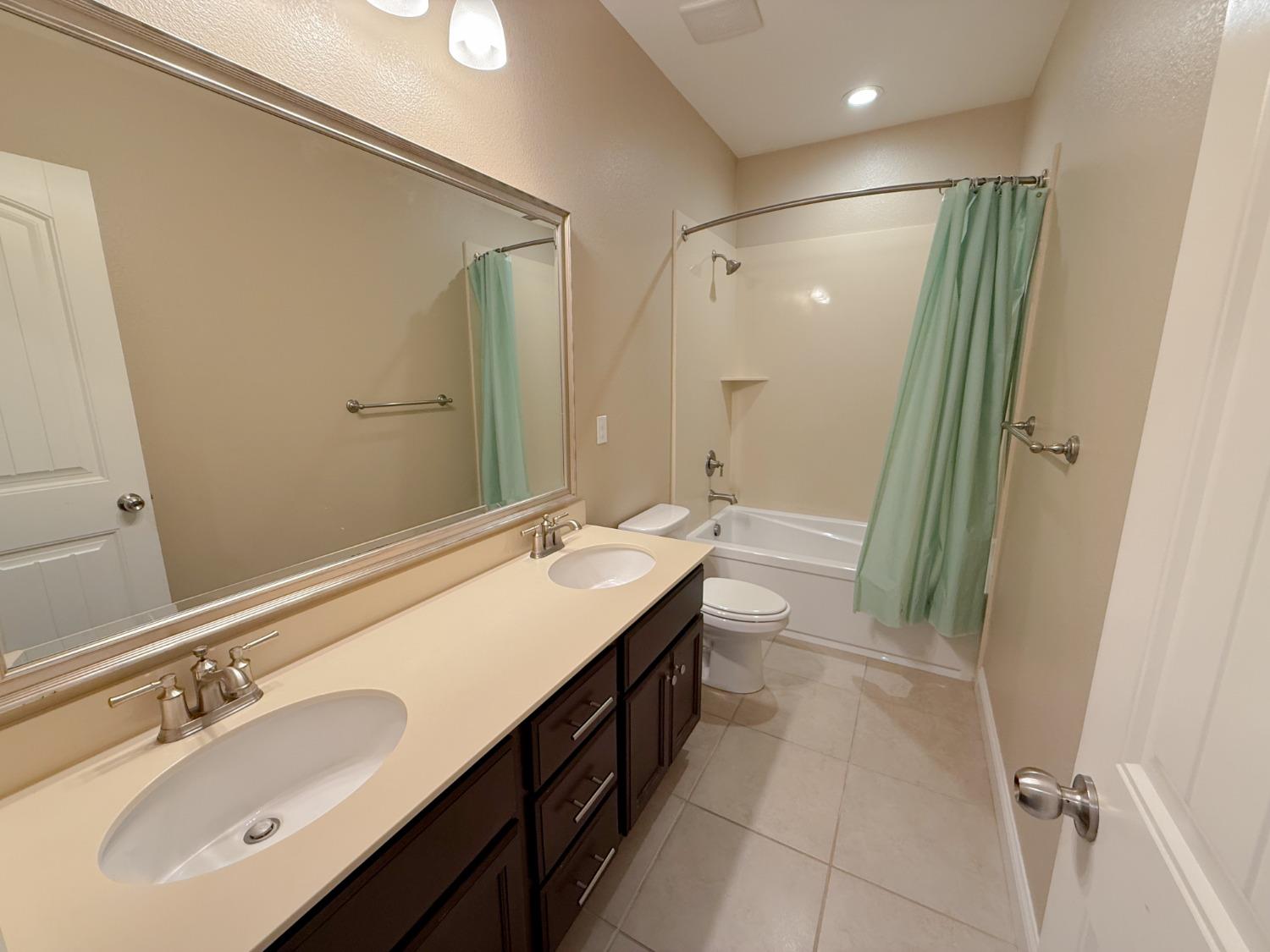 Gus Villalta Drive, Los Banos, California image 6