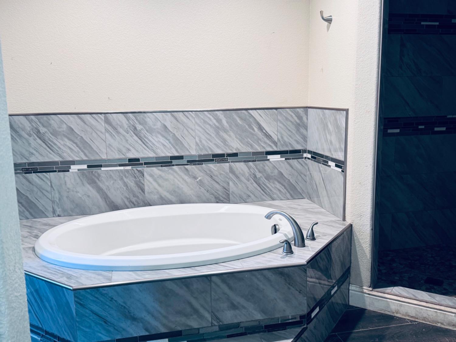 Detail Gallery Image 22 of 25 For 172 N Patton Ave, Stockton,  CA 95215 - 3 Beds | 2 Baths