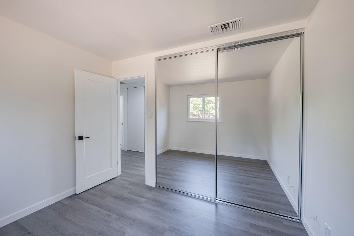 Laurelhurst Drive, Rancho Cordova, California image 21