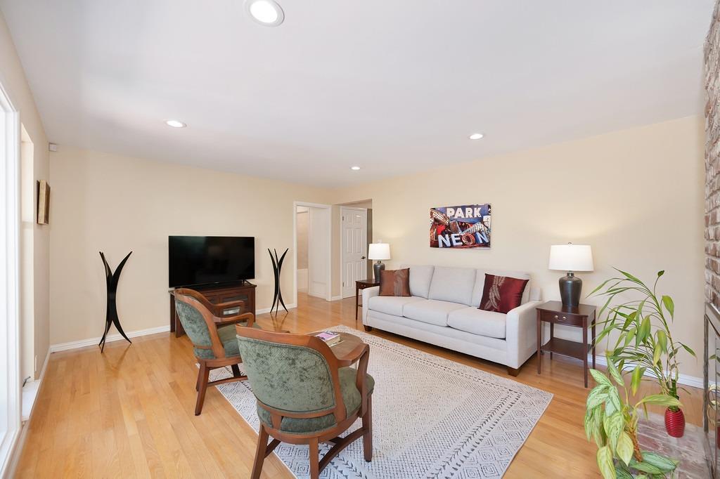 Detail Gallery Image 20 of 67 For 3413 Chenu Ave, Sacramento,  CA 95821 - 3 Beds | 2 Baths