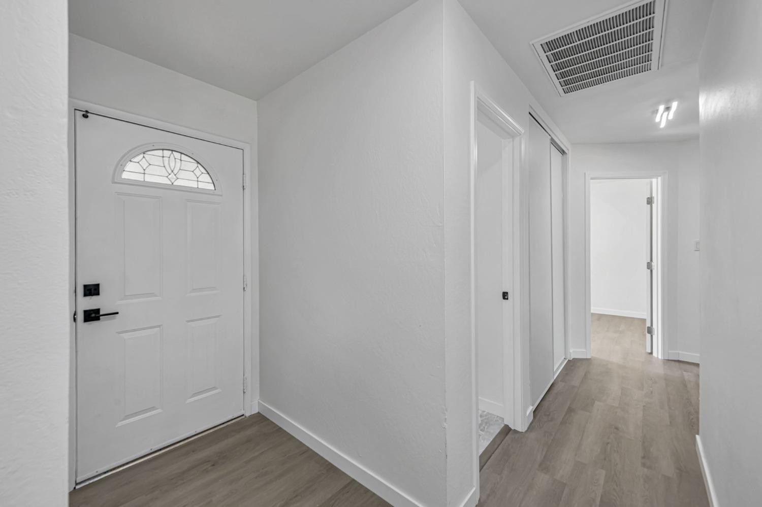 Laurelhurst Drive, Rancho Cordova, California image 7