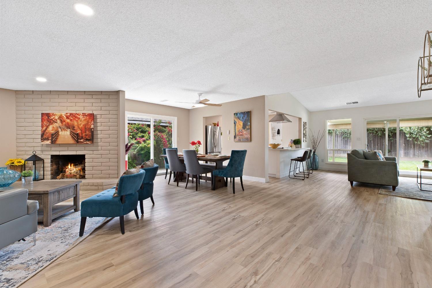 Detail Gallery Image 9 of 38 For 1221 Jill Ln, Modesto,  CA 95355 - 3 Beds | 2 Baths