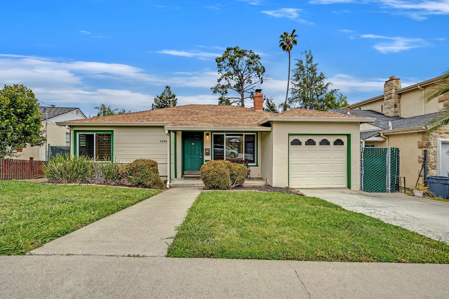 Detail Gallery Image 1 of 43 For 4436 Stanford Ave, Castro Valley,  CA 94546 - 3 Beds | 1 Baths