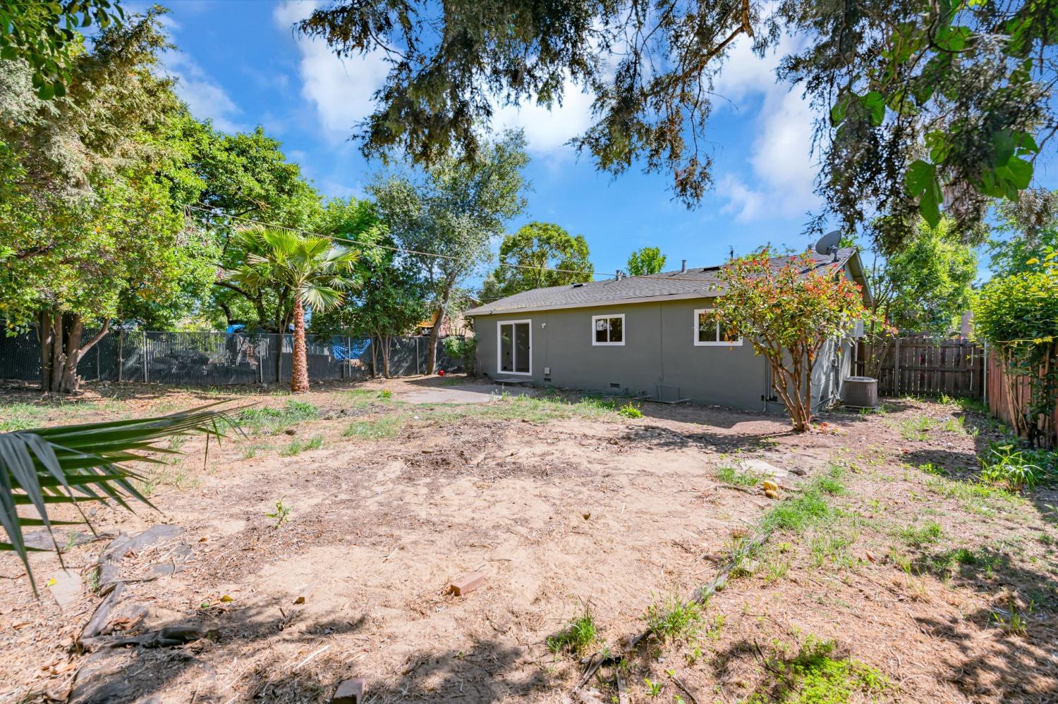 Laurelhurst Drive, Rancho Cordova, California image 31