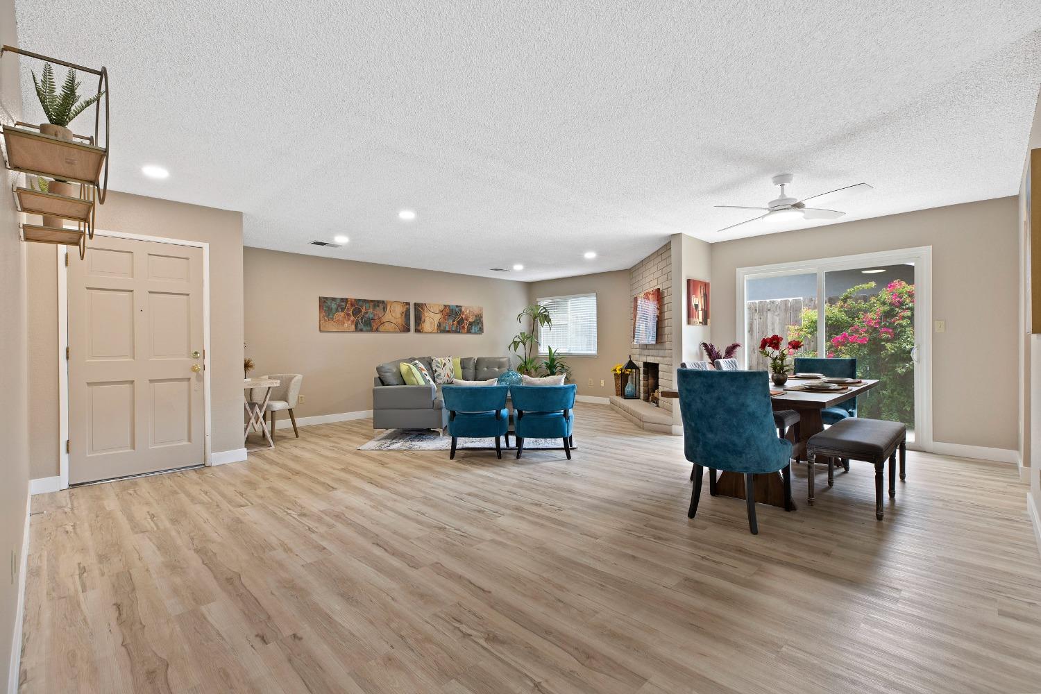 Detail Gallery Image 8 of 38 For 1221 Jill Ln, Modesto,  CA 95355 - 3 Beds | 2 Baths
