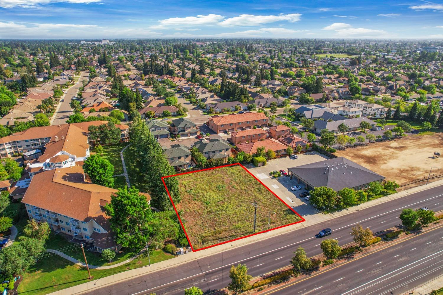 W Kettleman Lane, Lodi, California image 5
