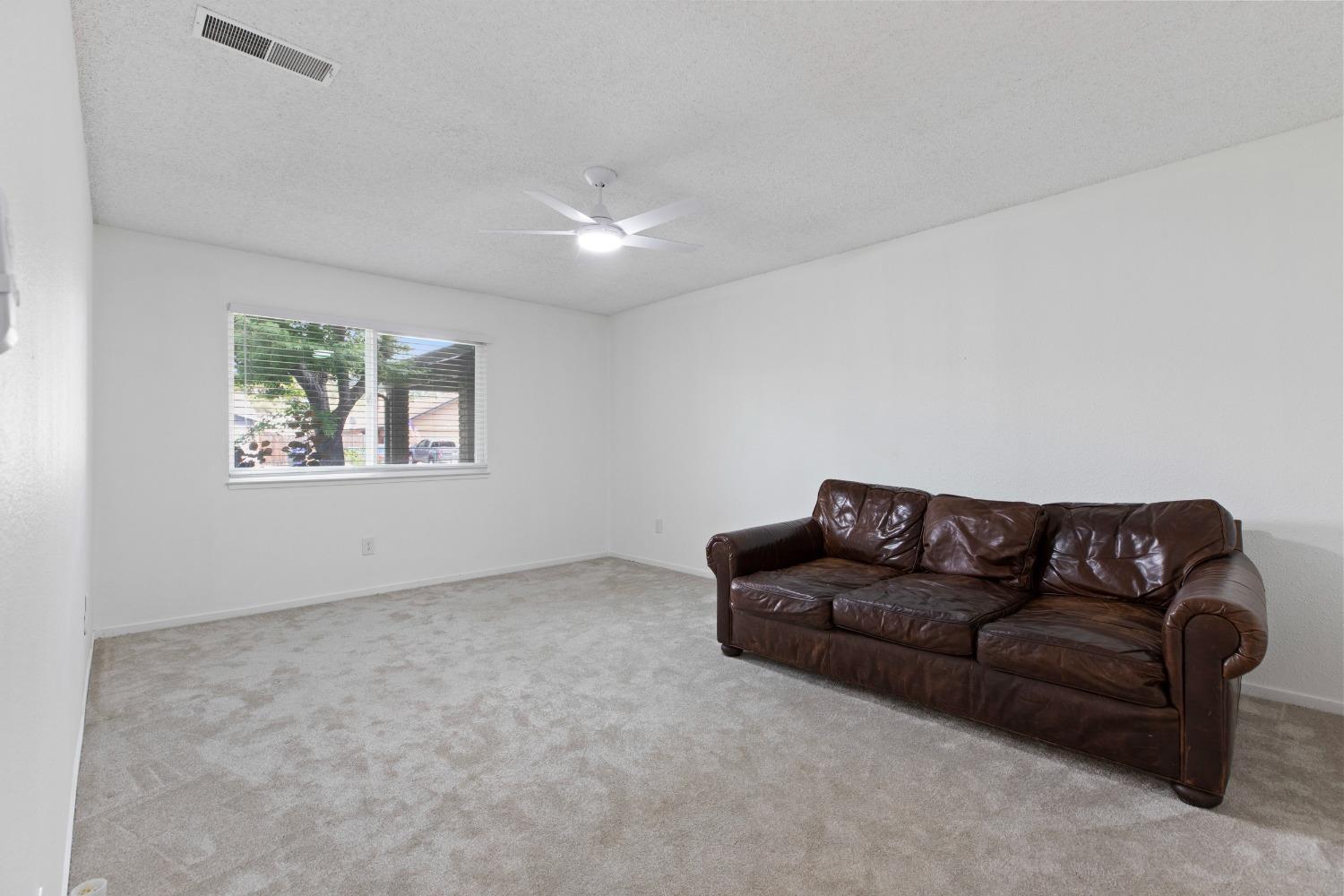 Detail Gallery Image 23 of 38 For 1221 Jill Ln, Modesto,  CA 95355 - 3 Beds | 2 Baths