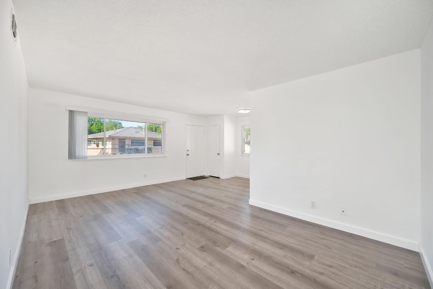 Coloma Road #4, Rancho Cordova, California image 9