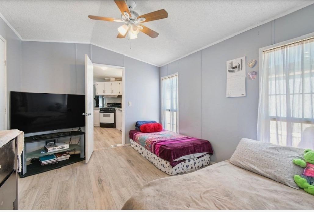 Detail Gallery Image 10 of 22 For 92 Lyle Way, Davis,  CA 95618 - 2 Beds | 2 Baths