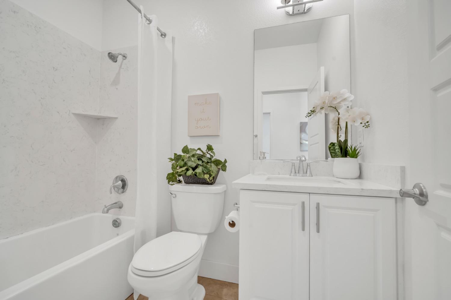 Detail Gallery Image 26 of 51 For 8960 Upbeat Way, Elk Grove,  CA 95757 - 3 Beds | 2/1 Baths