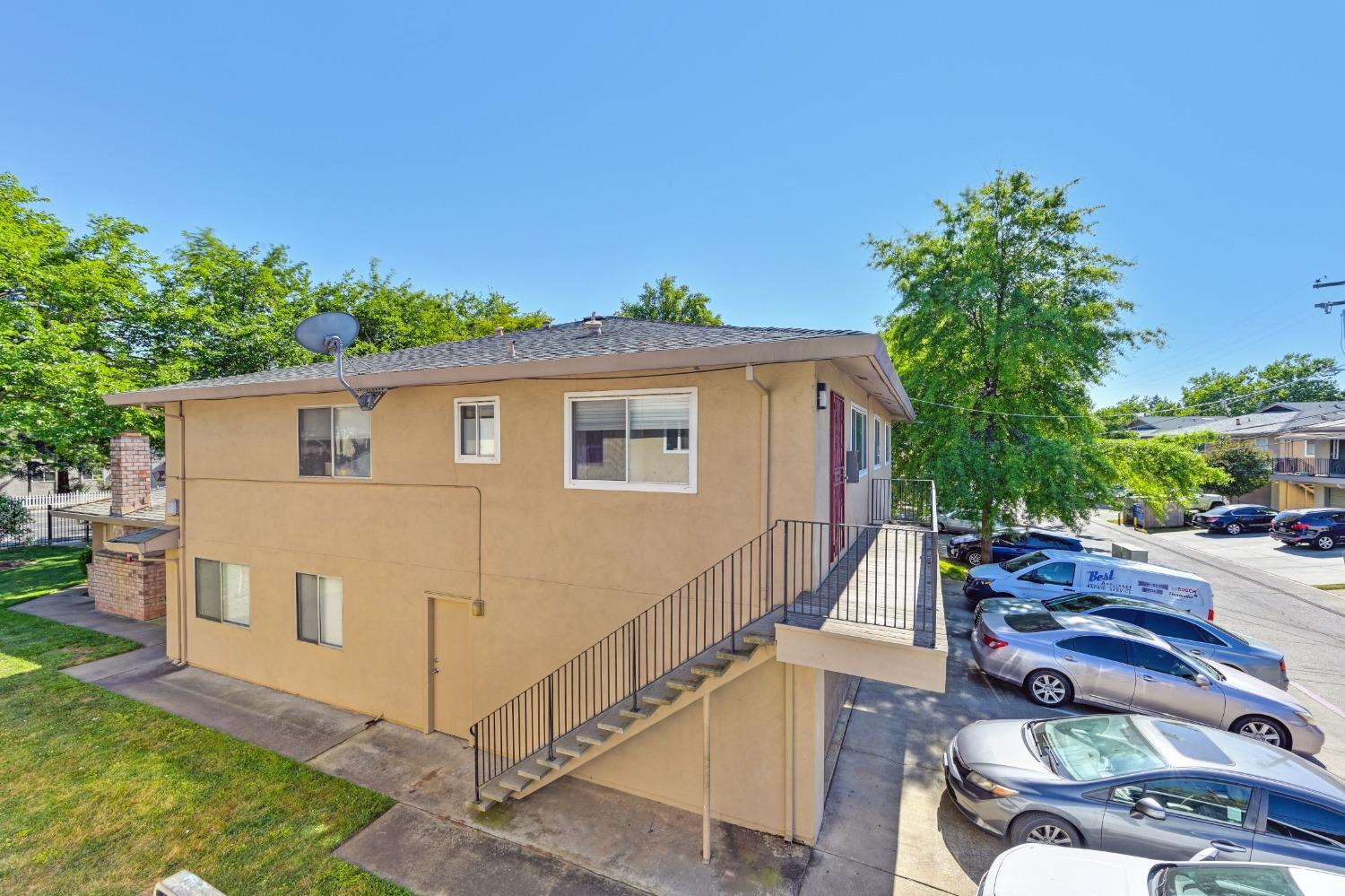 Coloma Road #4, Rancho Cordova, California image 32