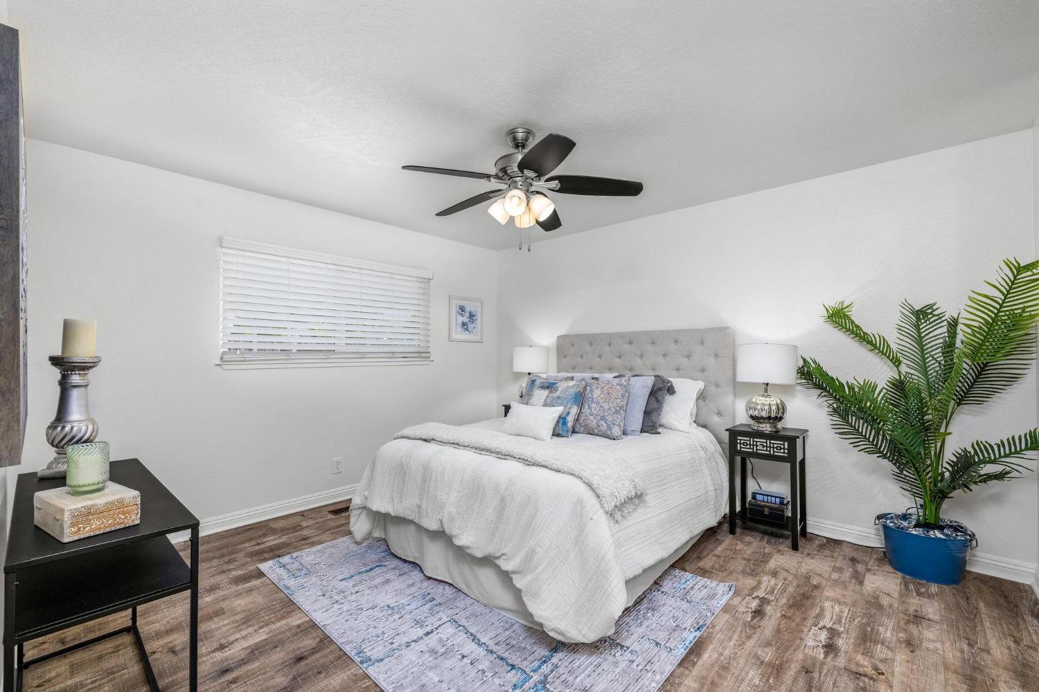 Shadyside, Oakdale, California image 19