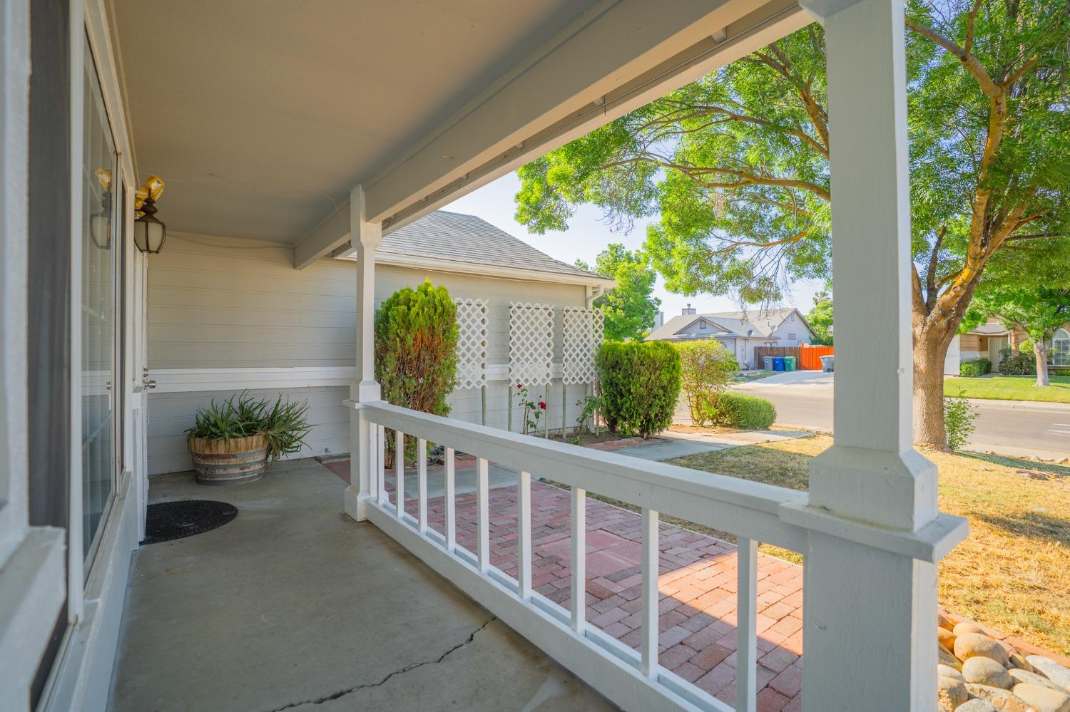 Detail Gallery Image 16 of 60 For 2267 Imperial Dr, Los Banos,  CA 93635 - 3 Beds | 2 Baths