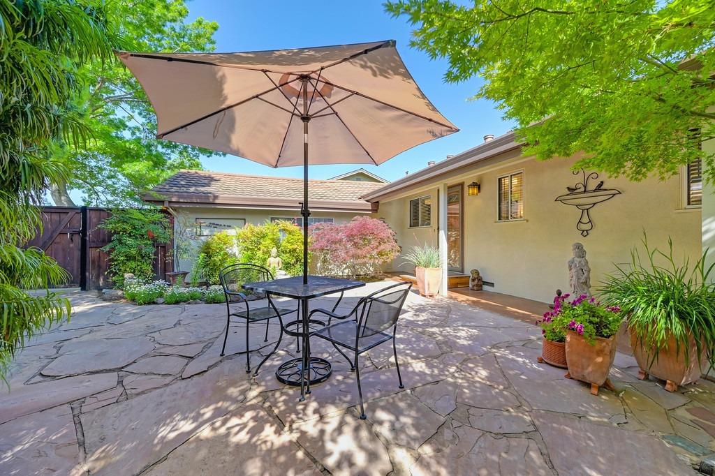 Detail Gallery Image 9 of 67 For 3413 Chenu Ave, Sacramento,  CA 95821 - 3 Beds | 2 Baths