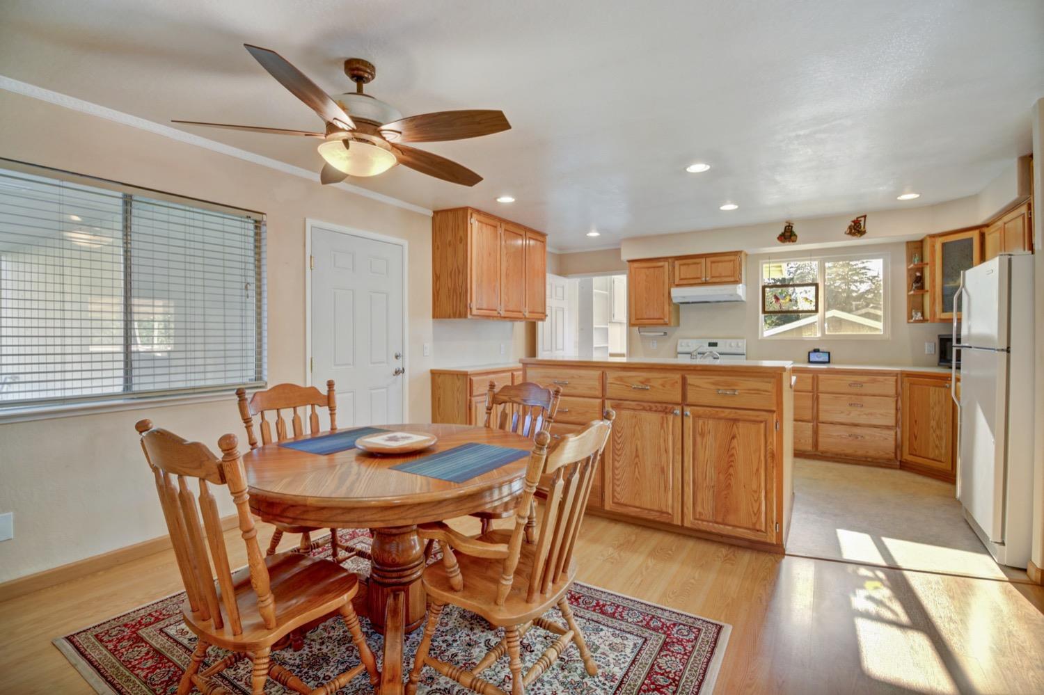 Camino Heights Drive, Camino, California image 11