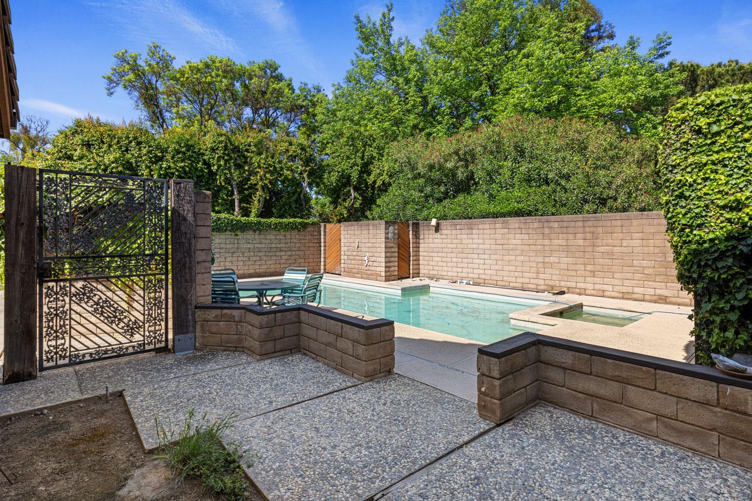 Edgebrook Drive, Modesto, California image 3