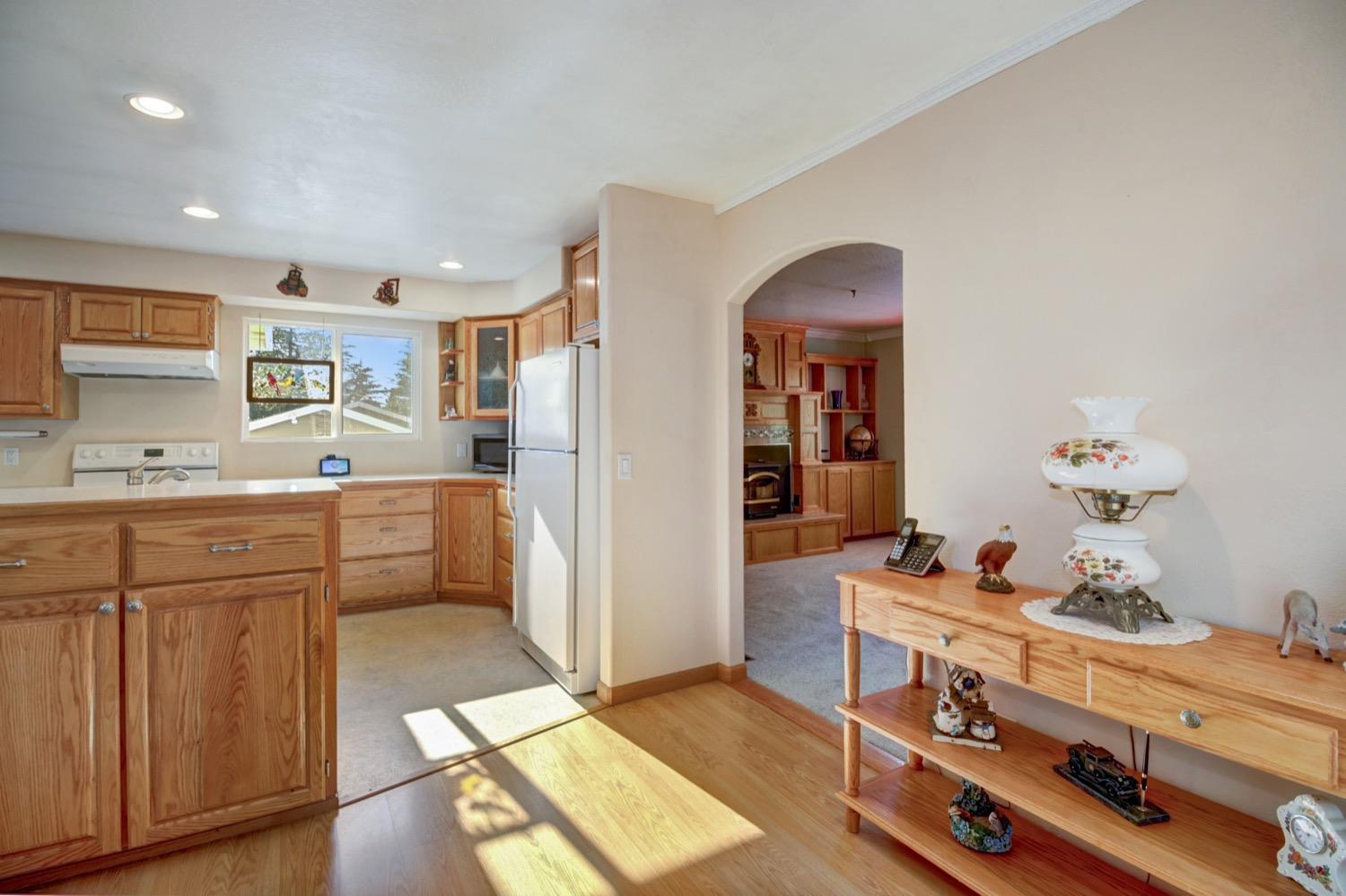 Camino Heights Drive, Camino, California image 15