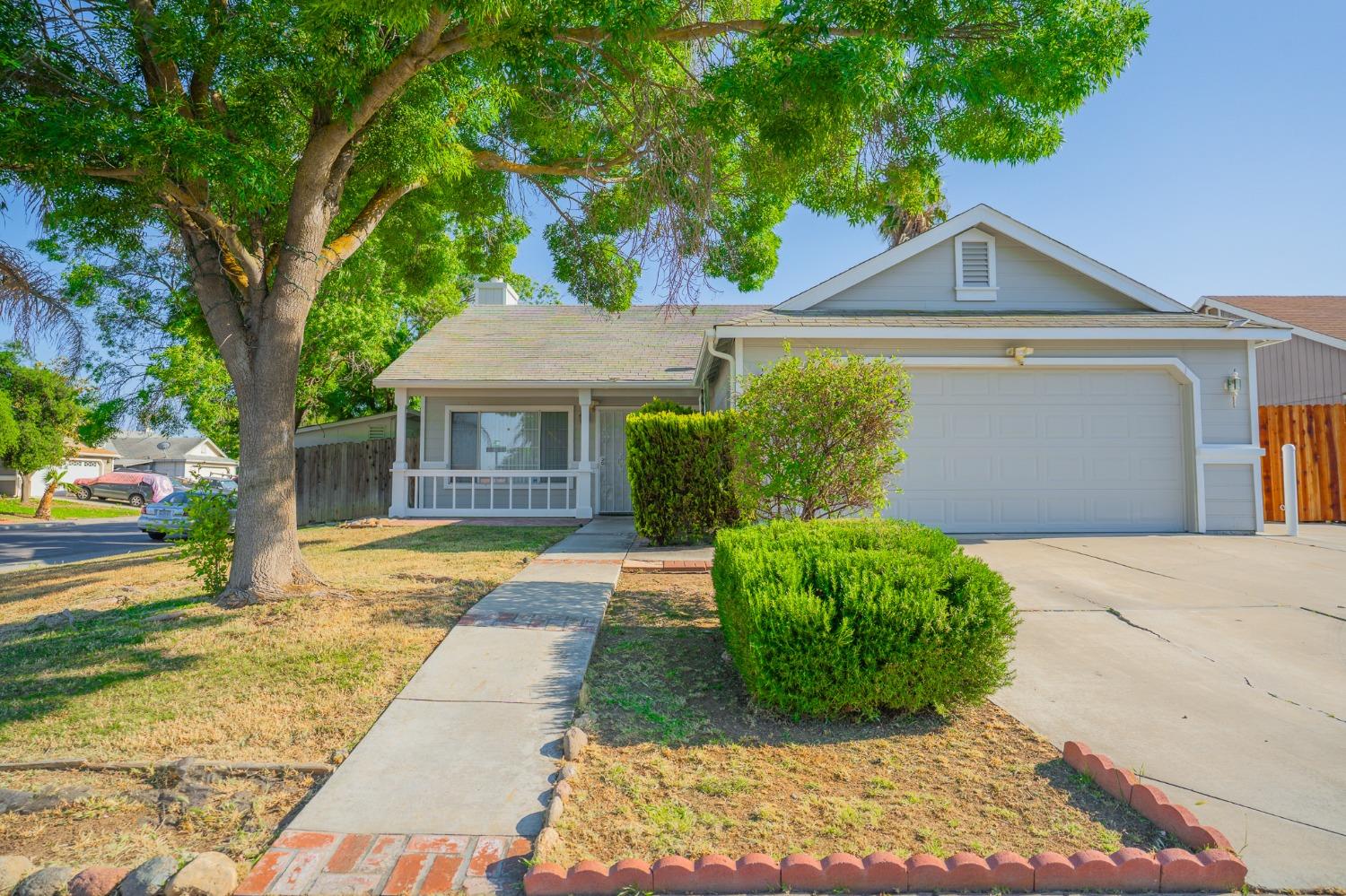 Detail Gallery Image 7 of 60 For 2267 Imperial Dr, Los Banos,  CA 93635 - 3 Beds | 2 Baths