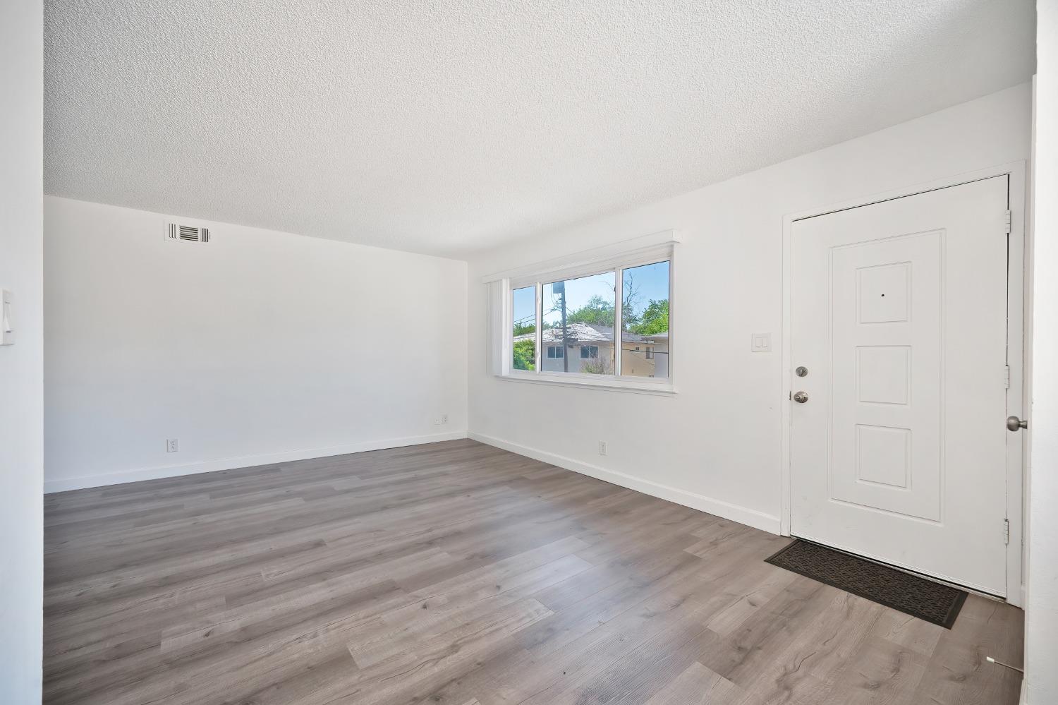 Coloma Road #4, Rancho Cordova, California image 13