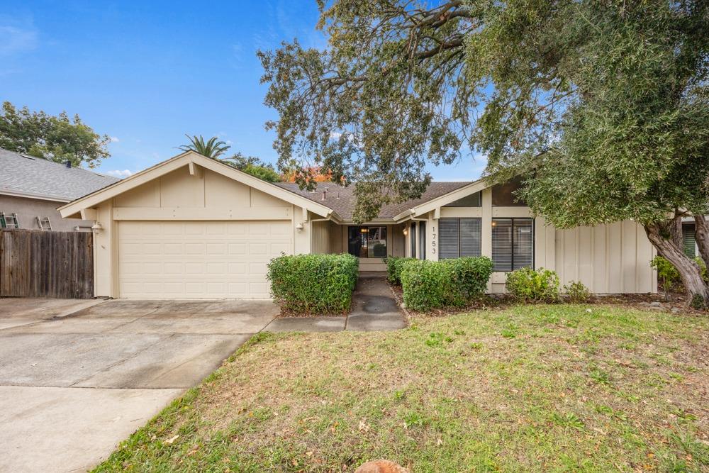 Park Place Drive, Carmichael, California image 3